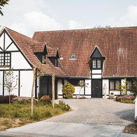 Guesthouse Ter Linden Bazel エクステリア 写真