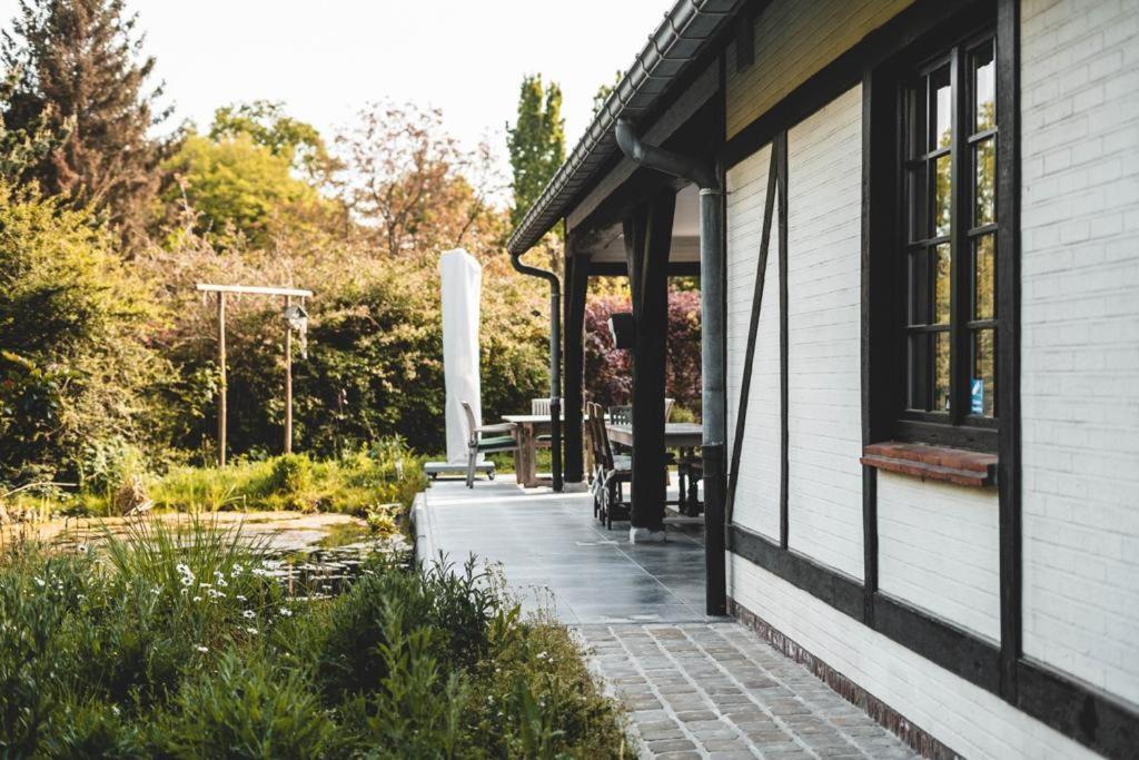 Guesthouse Ter Linden Bazel エクステリア 写真